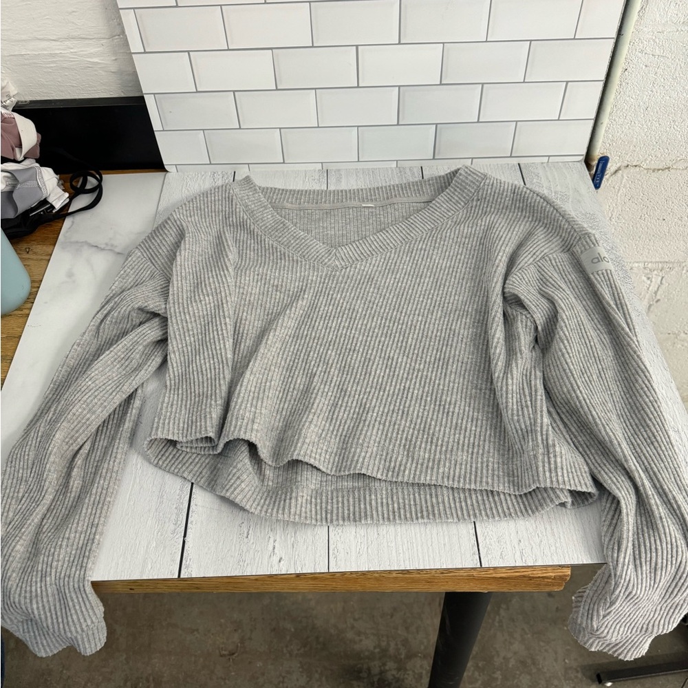 Alo Cropped Lounge Sweater